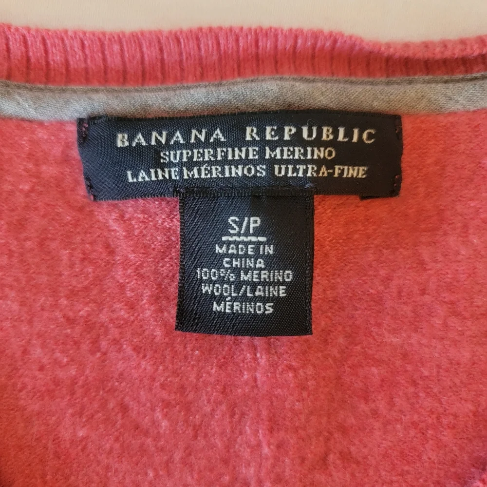 Banana Republic Merino Superfine Wool Sweater - Picture 2 of 4